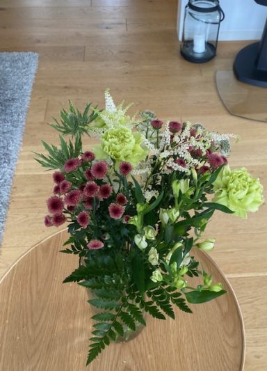 275 kr